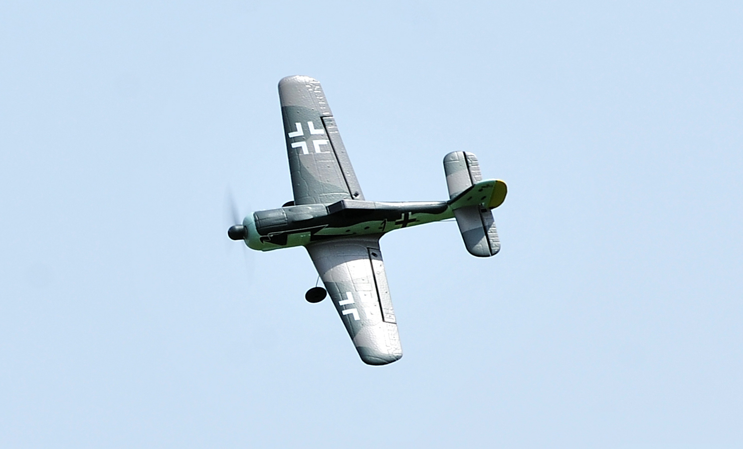 TOP-RC-HOBBY-402mm-Mini-FW190-24G-4CH-6-Achsen-Gyro-Ein-Knopf-Kunstflug-U-Turn-EPP-Maszligstabgetreu-1989933-26